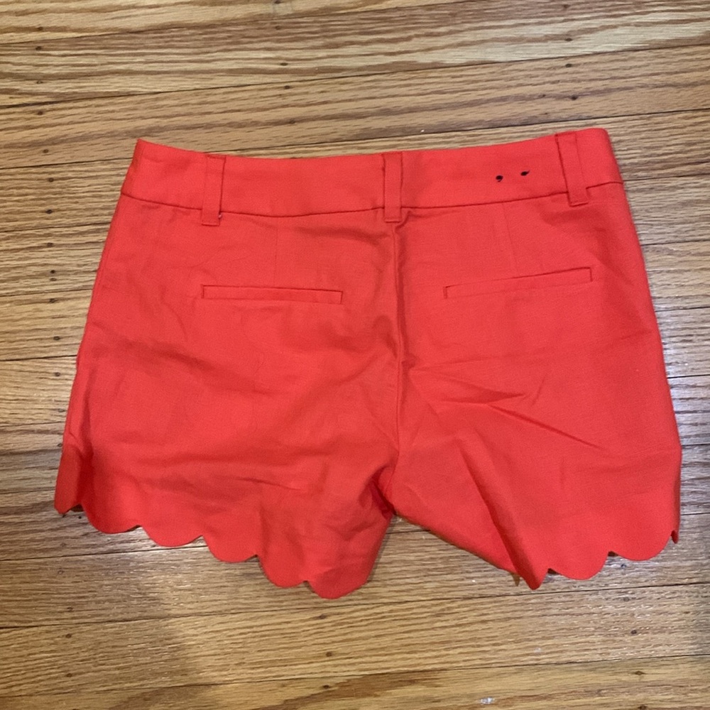 J crew mercantile scalloped shorts 4” in coral pink orange - Picture 4 of 4